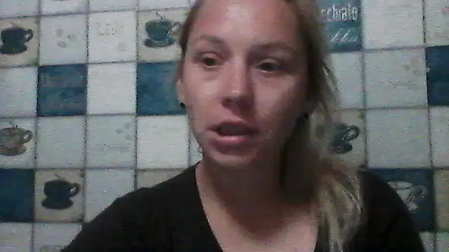 Snapshot of Anna_wey chatting on September 15, 6:41 pm Anna wey online show from September 15, 6:41 pm