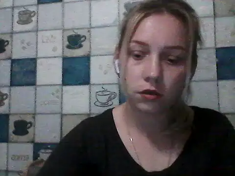 Snapshot of Anna_wey chatting on July 12, 7:15 pm Anna wey online show from July 12, 7:15 pm
