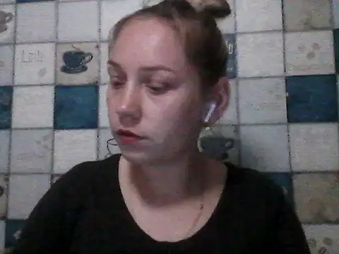 Snapshot of Anna_wey chatting on July 13, 7:13 pm Anna wey online show from July 13, 7:13 pm