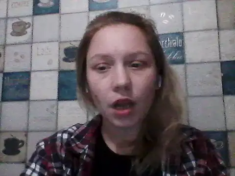 Snapshot of Anna_wey chatting on March 3, 7:10 pm Anna wey online show from March 3, 7:10 pm