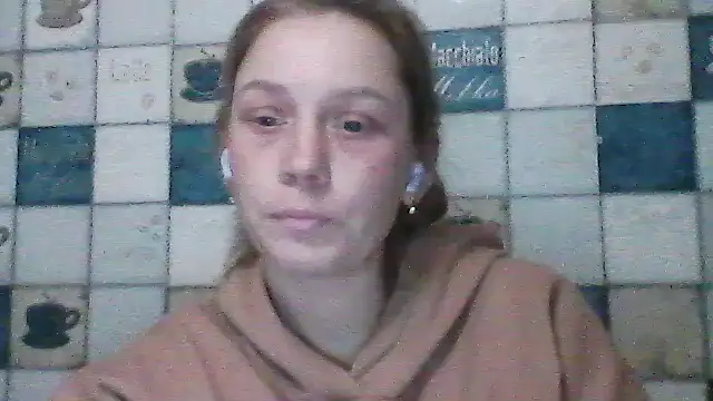 Snapshot of Anna_wey chatting on February 24, 5:53 pm Anna wey online show from February 24, 5:53 pm