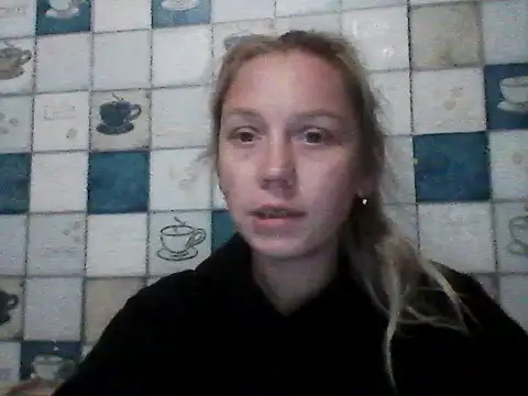 Snapshot of Anna_wey chatting on September 29, 6:13 pm Anna wey online show from September 29, 6:13 pm
