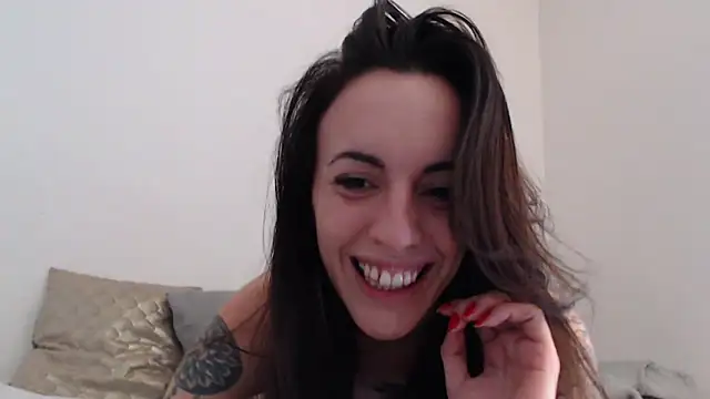 Lenaelle31000 online show from February 18, 4:03 pm