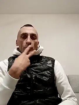 Snapshot of ANGELSANTAMARIA- chatting on December 3, 4:28 pm ANGELSANTAMARIA- online show from December 3, 4:28 pm