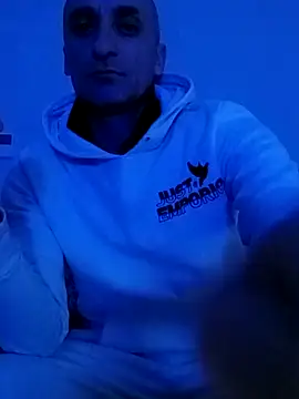 Snapshot of ANGELSANTAMARIA- chatting on December 1, 8:04 am ANGELSANTAMARIA- online show from December 1, 8:04 am