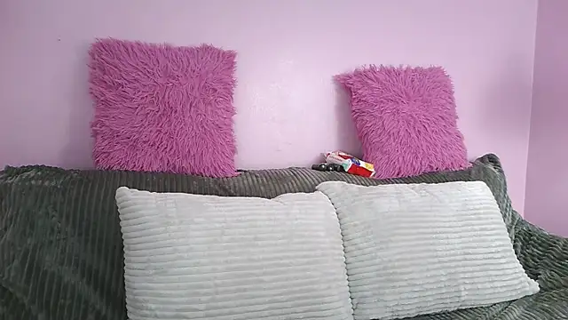 Hiyakasudere online show from December 17, 12:32 pm