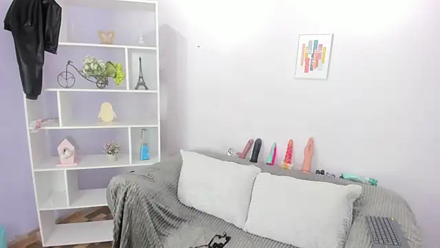 Hiyakasudere online show from September 26, 6:59 pm