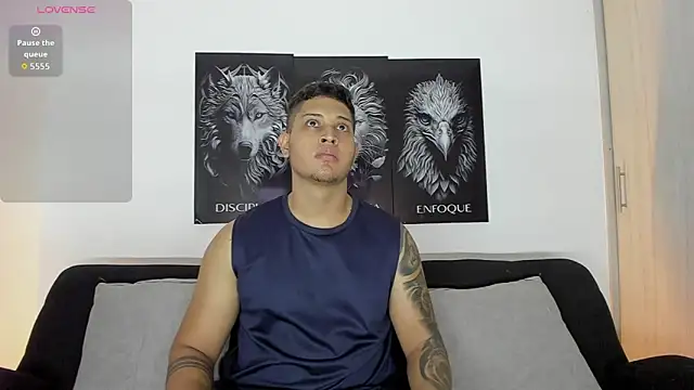 JohanSmith online show from October 2, 10:46 pm