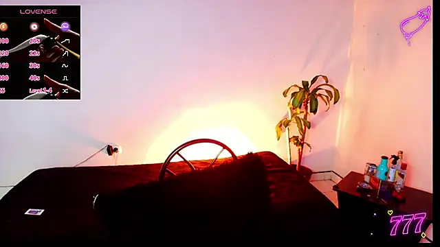 Snapshot of 7_Saturno_7 chatting on July 17, 2:58 pm 7 Saturno 7 online show from July 17, 2:58 pm