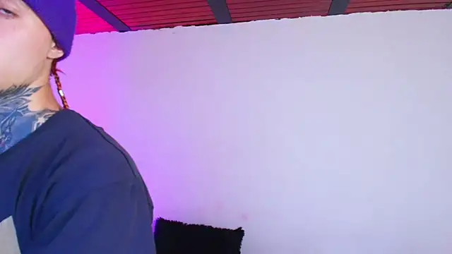 Snapshot of 7_Saturno_7 chatting on February 15, 7:57 pm 7 Saturno 7 online show from February 15, 7:57 pm