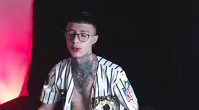 Snapshot of 7_Saturno_7 chatting on March 7, 11:05 pm 7 Saturno 7 online show from March 7, 11:05 pm