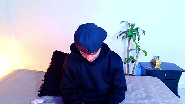 Snapshot of 7_Saturno_7 chatting on February 22, 2:08 pm 7 Saturno 7 online show from February 22, 2:08 pm