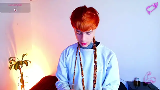 Snapshot of 7_Saturno_7 chatting on February 11, 9:58 pm 7 Saturno 7 online show from February 11, 9:58 pm