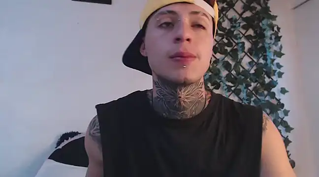 Snapshot of 7_Saturno_7 chatting on March 11, 10:42 pm 7 Saturno 7 online show from March 11, 10:42 pm