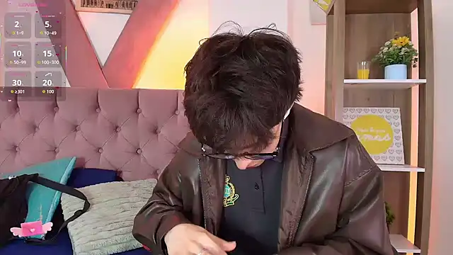 Snapshot of PepperTwink chatting on February 20, 4:20 pm PepperTwink online show from February 20, 4:20 pm