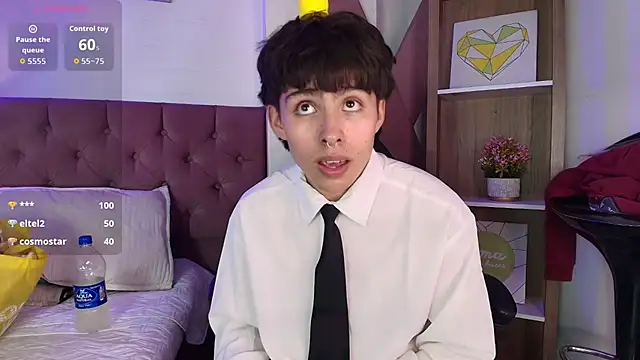 Snapshot of PepperTwink chatting on October 30, 4:59 pm PepperTwink online show from October 30, 4:59 pm