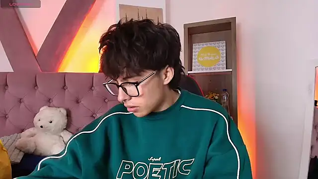 PepperTwink online show from March 17, 3:59 pm