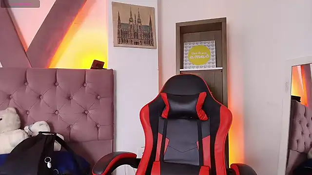 PepperTwink online show from March 18, 3:57 pm