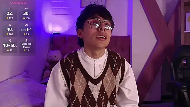 Snapshot of PepperTwink chatting on October 28, 4:06 pm PepperTwink online show from October 28, 4:06 pm