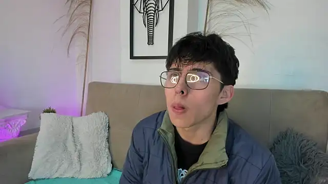 Snapshot of PepperTwink chatting on March 19, 1:07 pm PepperTwink online show from March 19, 1:07 pm