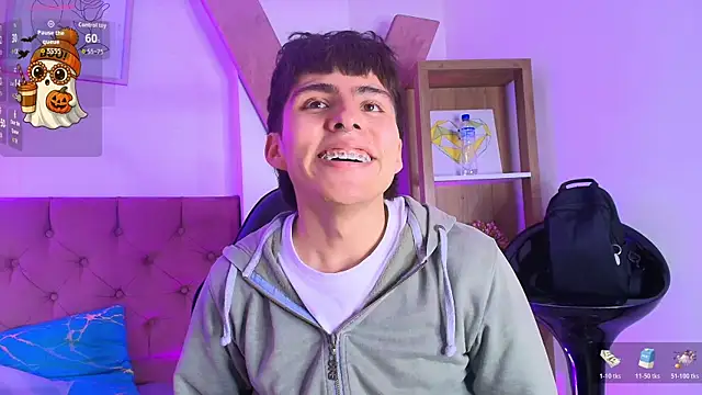 Snapshot of PepperTwink chatting on November 27, 1:11 pm PepperTwink online show from November 27, 1:11 pm