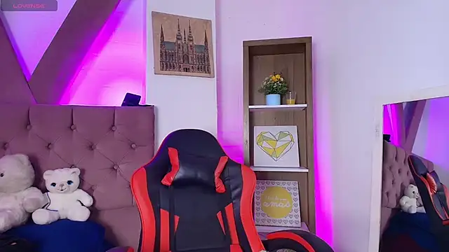 PepperTwink online show from March 25, 4:17 pm