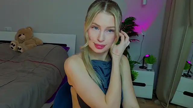 AnitaLamb online show from November 30, 7:42 am