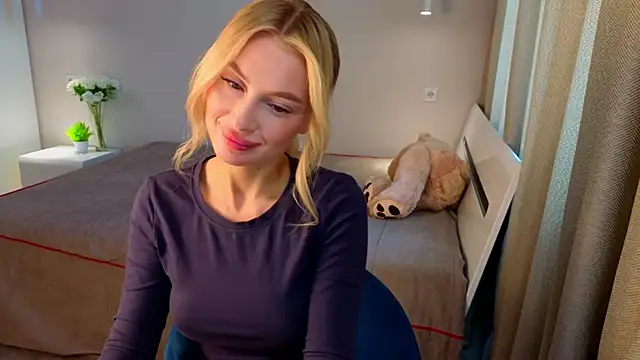 AnitaLamb online show from September 23, 5:03 am