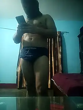 Snapshot of deshiboyz chatting on February 24, 8:47 pm deshiboyz online show from February 24, 8:47 pm