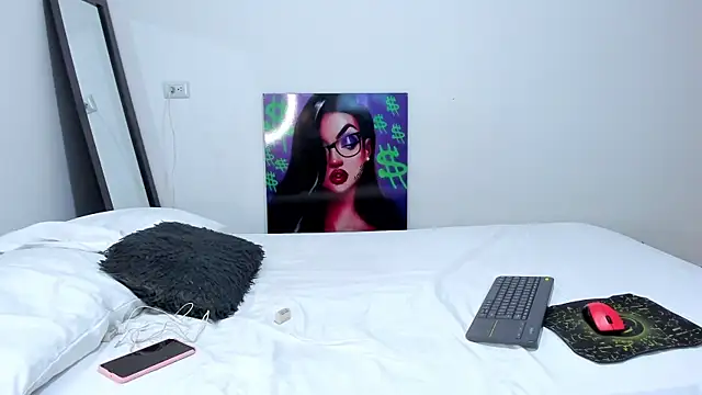 Snapshot of andrea_cherryy chatting on September 13, 3:34 pm andrea cherryy online show from September 13, 3:34 pm