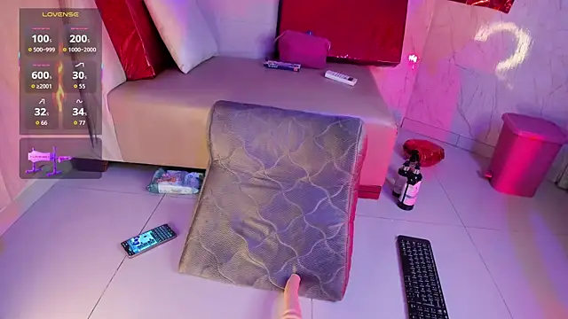 PamelaAddams  online show from February 10, 5:28 am