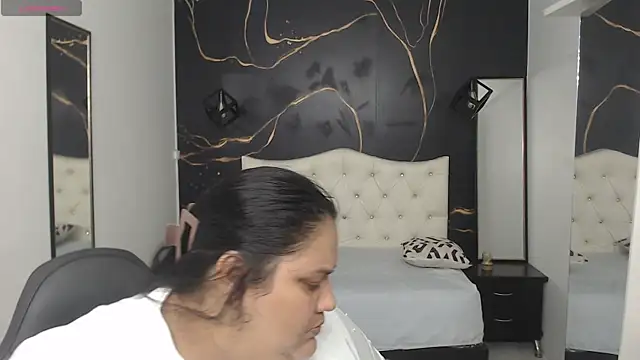 Aaliyah11 online show from September 23, 10:50 pm