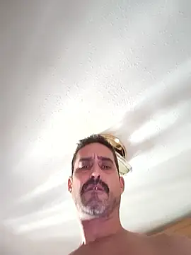 jonymoreno online show from December 3, 10:36 am