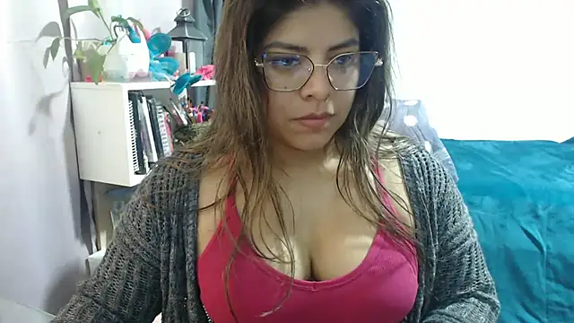 Snapshot of KatteAngelLat chatting on November 20, 12:33 am KatteAngelLat online show from November 20, 12:33 am