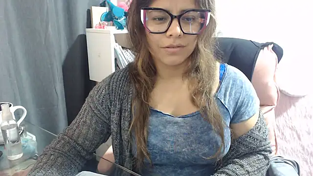 Snapshot of KatteAngelLat chatting on June 30, 12:10 am KatteAngelLat online show from June 30, 12:10 am
