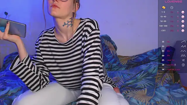 Miss lionheart online show from March 4, 5:42 am