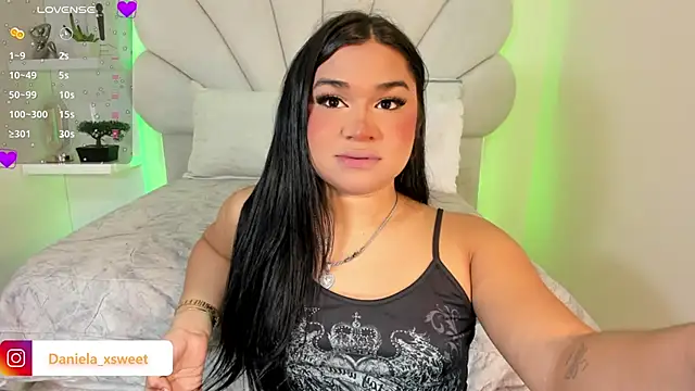 Danielaangelina online show from February 21, 5:53 am