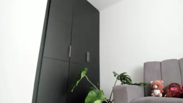 ggor4w33 online show from March 4, 7:43 pm