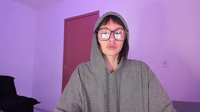 ggor4w33 online show from October 21, 9:14 pm