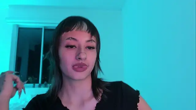 ggor4w33 online show from April 11, 7:27 am