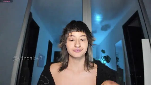 ggor4w33 online show from February 11, 8:25 am