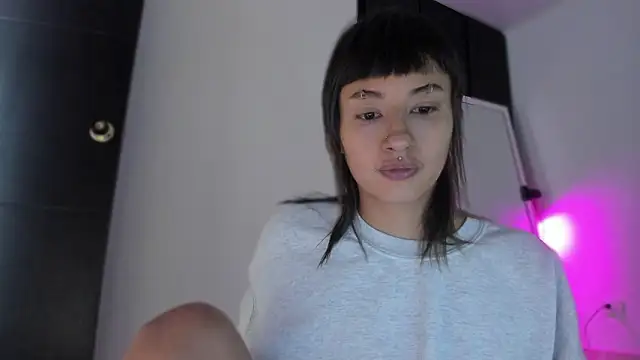 ggor4w33 online show from February 19, 12:35 pm