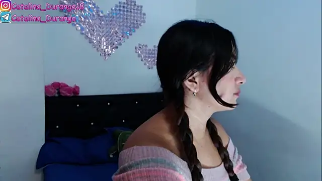 Catalina Durango1 online show from February 4, 9:32 pm