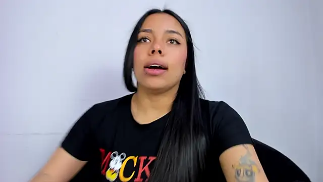 ZoeWan69 online show from November 12, 12:09 pm