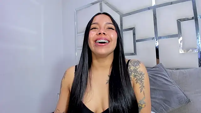 ZoeWan69 online show from November 30, 1:12 pm