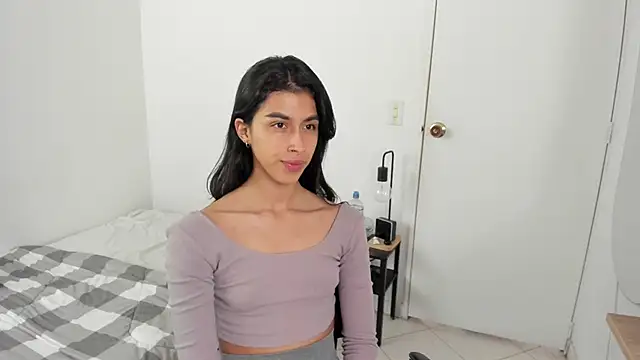 Mazikeen  18 online show from April 7, 1:57 pm