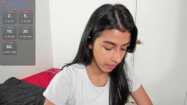 Snapshot of Mazikeen__18 chatting on May 21, 1:41 pm Mazikeen 18 online show from May 21, 1:41 pm