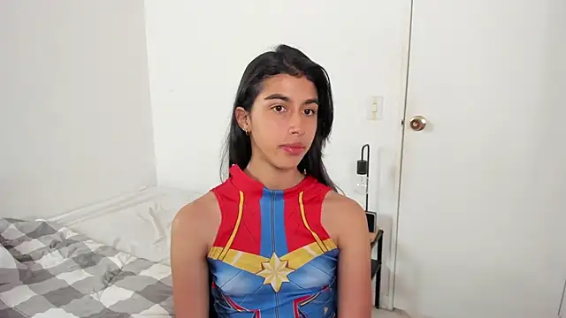 Snapshot of Mazikeen__18 chatting on June 29, 1:33 pm Mazikeen 18 online show from June 29, 1:33 pm