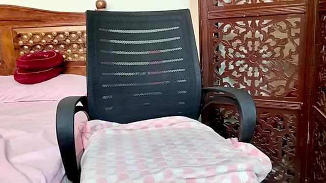 Alisaa-1 online show from September 17, 3:14 pm
