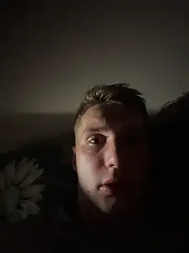 Snapshot of SirVDD chatting on November 3, 6:22 pm SirVDD online show from November 3, 6:22 pm